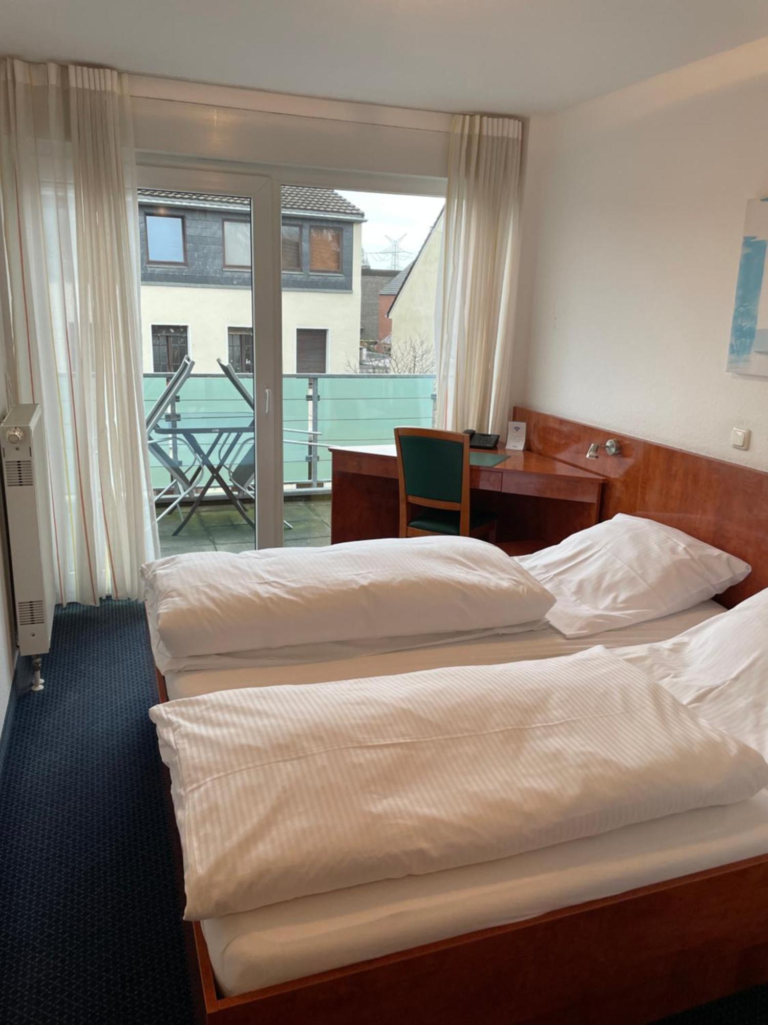 Hotel Merkenich Cologne Luaran gambar